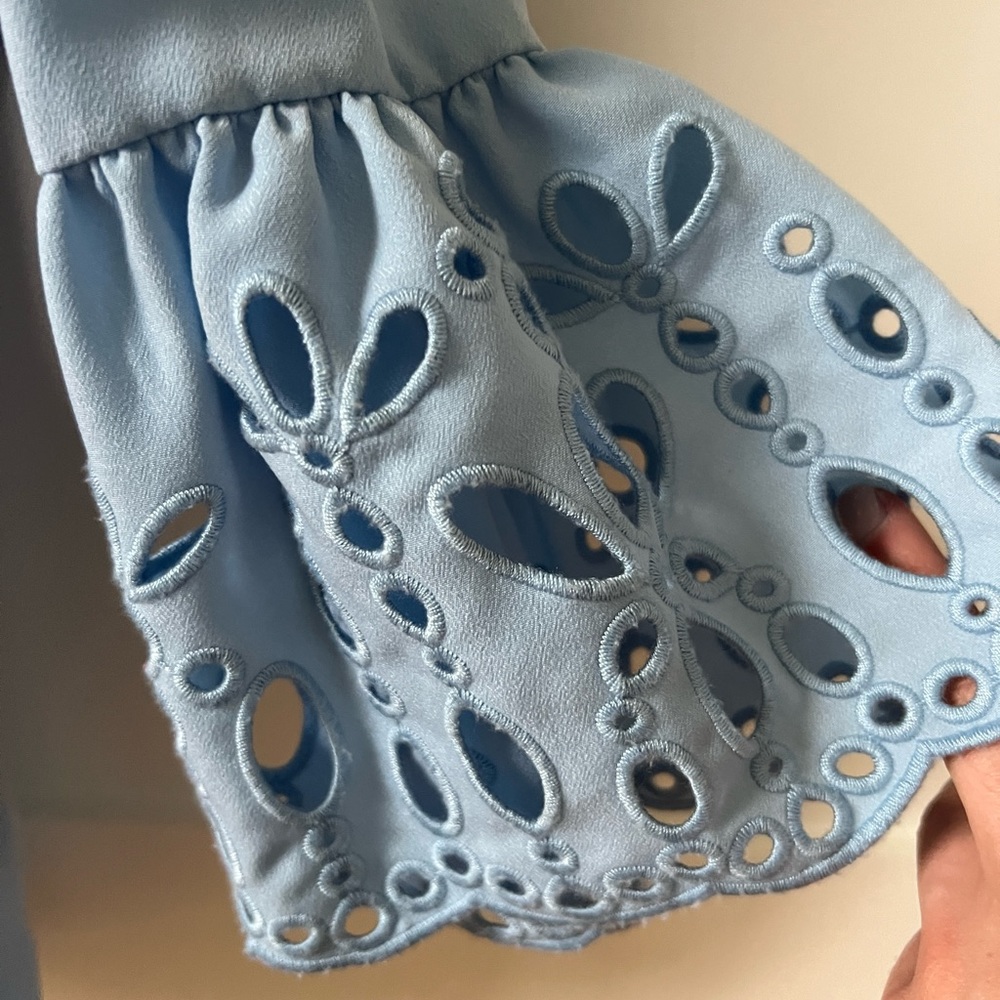 Women's Calvin Klein Long Sleeve Blouse w/ Sleeve Detail blue daisy - Picture 3 of 4